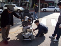 강북구 장애인의 소중한 발 보장구 고쳐드려요