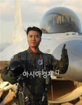 올해의 최고의 전투기조종사 우창효 소령선정