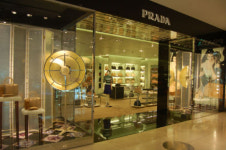 [포토] 이탈리아 명품 ‘프라다’, 대전 상륙