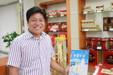 37살에 지점장, “농협은 은행업무만 하는 게 아냐”