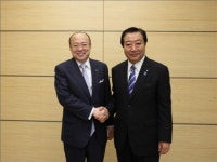 김승연 한화 회장, 日 총리 예방 韓日 정례포럼 열자