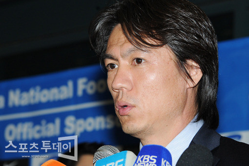 홍명보 감독, 유럽 출장 성공 마치고 귀국 대표팀에 새로운 아이디어 반영할 계획