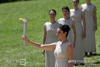 2012 런던올림픽 성화, 10일 그리스서 공식 채화