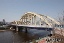 다리 하나의 힘?…부산 센텀 푸르지오 완판