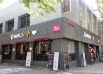 SK텔레콤, 대리점과 카페 합친 T월드카페 최대 규모로 오픈