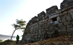 걷고 싶다, 역사가 풍경이 된 섬