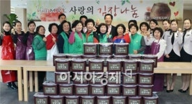 [포토]여수시 한려동, 지역기업과 함께 ‘사랑의 김치나눔 행사