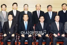 [포토]정순남 전남도 경제부지사, 퇴임식 기념촬영