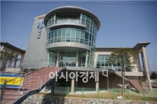 정남진 장흥  물 과학관’ 준공 개장 박두