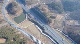 고속도로가 전기 생산···폐도 태양광 발전소 첫선