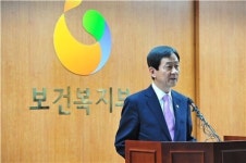 진영 복지부 장관 보건복지 약속 실천하겠다