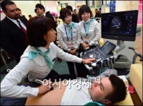 [포토]알피니언메디칼시스템 초음파진단기 선보여
