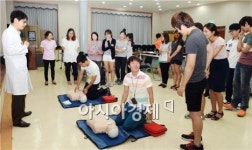 [포토]조선대학교 보건진료소 심폐소생술 교육