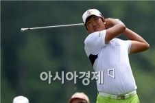 이동환, 7위 톱10 예약~