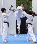 [포토]격파 시범