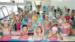 지친 심신을 달래주는 강진군 국민체육센터 큰 인기