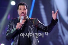 [포토]라이오넬 리치, 매력적인 보이스~