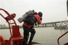 [자살 대신 살자]일주일에 한번 꼴로 죽음과 마주치는 수난구조대