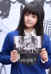 [포토]보람, 사인들고 귀엽게~