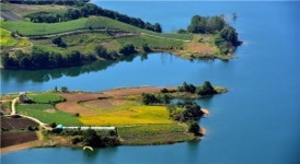 하늘은 타오르고 물은 끓는다. 가을빛 품은 4色 제천