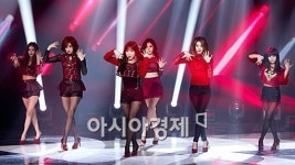 [포토]티아라, 중독성 강한 넘버나인