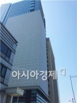 朴대통령 모교 교장이 데모에 앞장‥무슨 일?