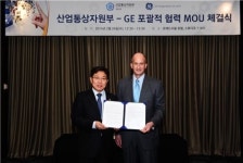 [포토]윤상직 장관과 GE부회장 투자협력 강화합시다