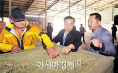 이강수 고창군수, 축산현장 방문