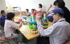 [포토]광주 동구, 주간재활치료 프로그램 운영