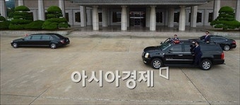 [포토]서울공항 빠져나가는 시진핑 주석 일행