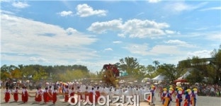 [화보]청명한 가을하늘에 펼쳐진 남구 칠석 고싸움놀이