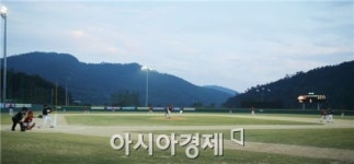 함평군 ‘함평야구장’ 개장~전지훈련 메카로 자리매김