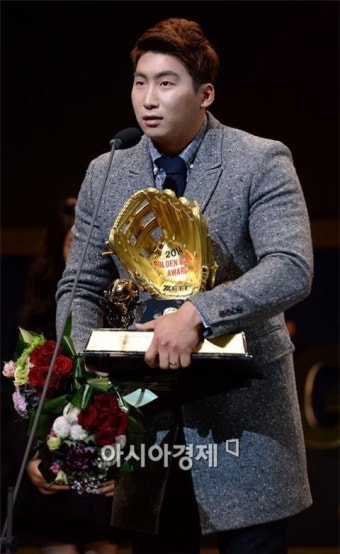 2014 골든글러브 '외야수' 수상자에 최형우·나성범·손아섭