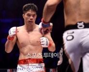 해설위원이?…김대환, 로드FC 데뷔전서 2분만에 KO승리 대박