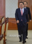 [포토]입장하는 정홍원 국무총리