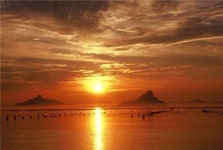 해넘이는 진도 세방낙조…해맞이는 진도타워에서