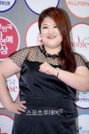 DJ 변신 이국주 유인나, 애교 과해 못 듣겠더라