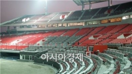 수원kt위즈파크, 내년 말까지 3000석 추가 증축