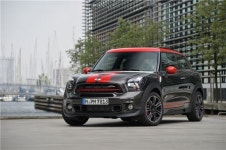 MINI, 상하이모터쇼서 뉴 MINI 컨트리맨 파크레인 에디션 공개