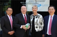 진원생명과학, 美 자회사 VGXI에 미국 하원의원 방문