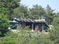 [화제]3대 선조 모시고 사는 시묘살이 부부, 26년만에 빛을 보다