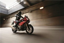 BMW 모토라드, 뉴 S 1000 XR 공식 출시