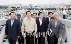 이낙연 전남도지사, 해양관광 중심 꿈꾸는 목포 북항 방문