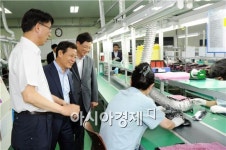 윤장현 광주시장, 산업현장 애로 직접 듣는다
