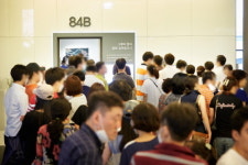아파트와 같이 있으니 더 잘 나가네, 광교더샵 오피스텔 눈길