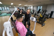 동 주민센터 직원, 위기가정 해결사로 나선다