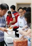 박수영 경기도부지사 노숙인 급식소 찾아 봉사활동