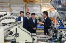 [포토]윤상직 장관 제조업 혁신 스마트공장 확산
