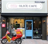 비비큐, 올리브카페 론칭