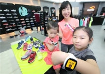 KT 라인키즈폰, 프로스펙스·몽벨 매장서 구매하세요